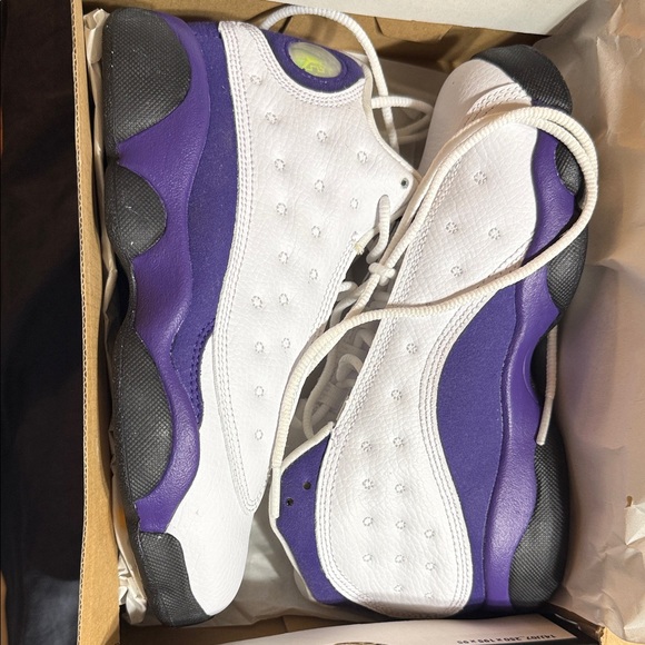 Jordan Kids White and Purple Sneakers - Picture 4 of 4